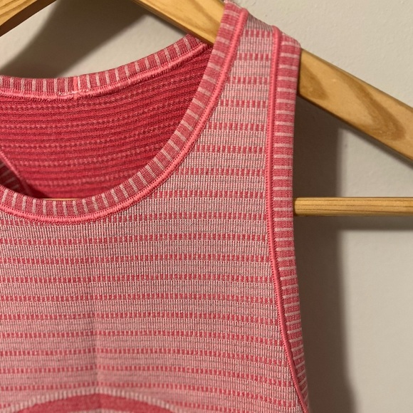 Lululemon Run Swiftly Tech Tank Stitch Stripe White Heathered Boom Juice Size 4 - Picture 5 of 8